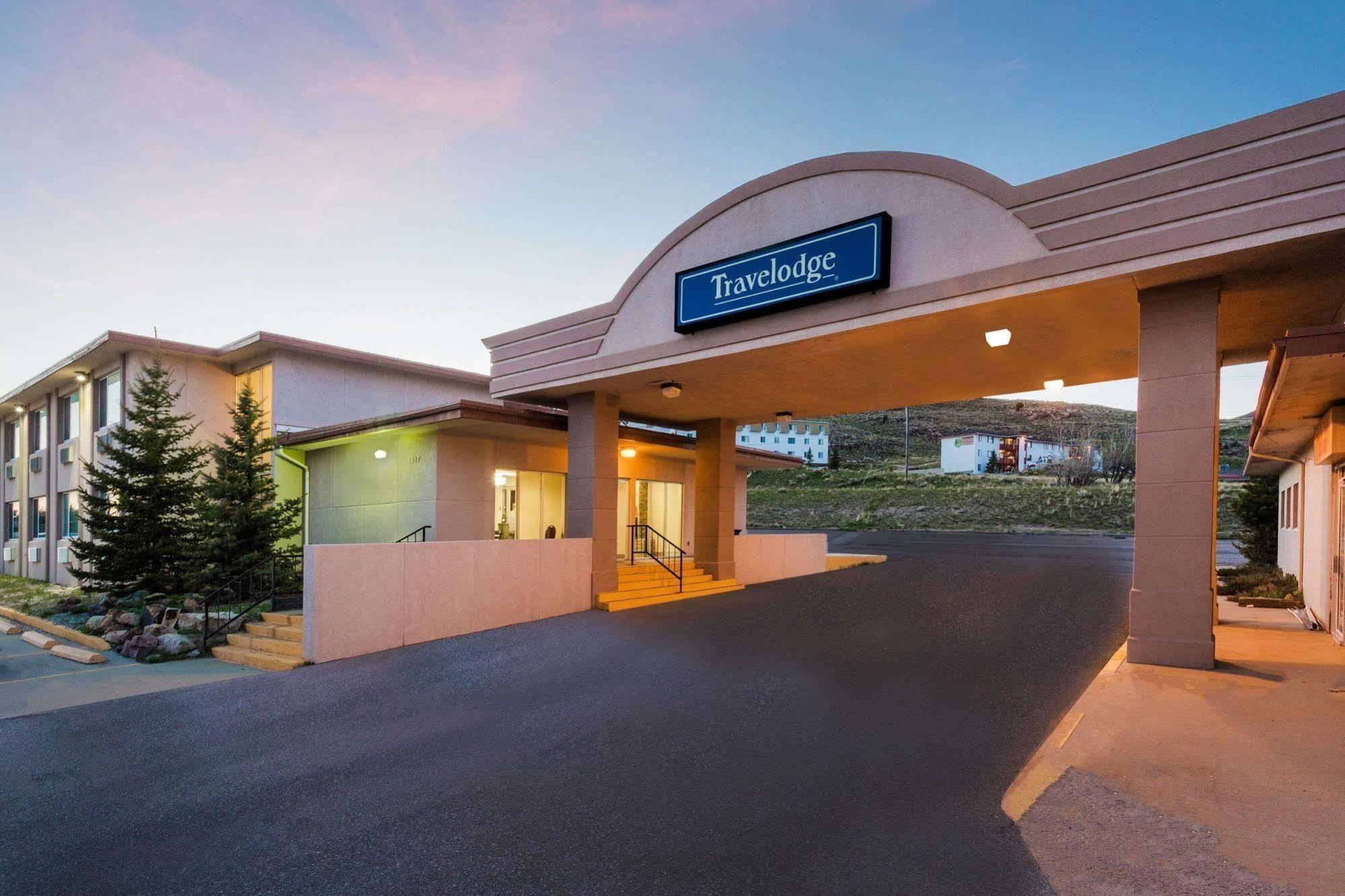 Quality Inn Rawlins I-80 Exterior photo